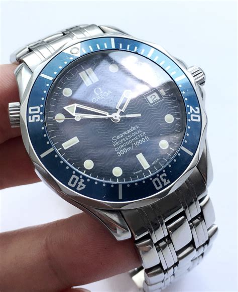 omega seamaster james bond vintage.